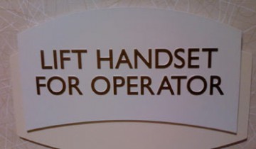 Lift handset for operator