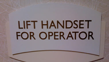 Lift handset for operator