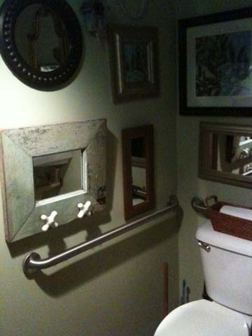 A bathroom full of mirrors