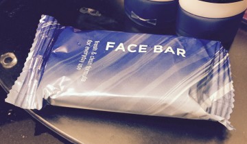 A Face Bar